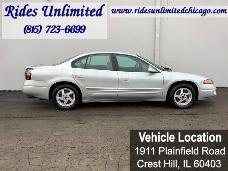 Used 2003 Pontiac Bonneville SE image 6