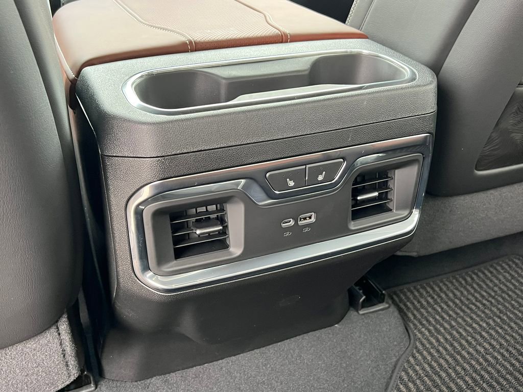 New 2026 GMC Sierra 1500 Denali Ultimate w/ LPO, Black Badging Package AWD/4WD image 43