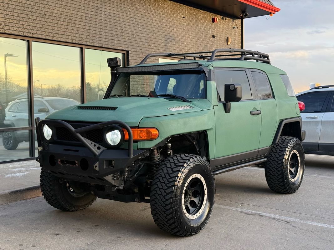 Used 2007 Toyota FJ Cruiser 4WD image 16