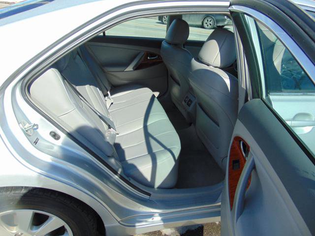 Used 2009 Toyota Camry XLE image 11
