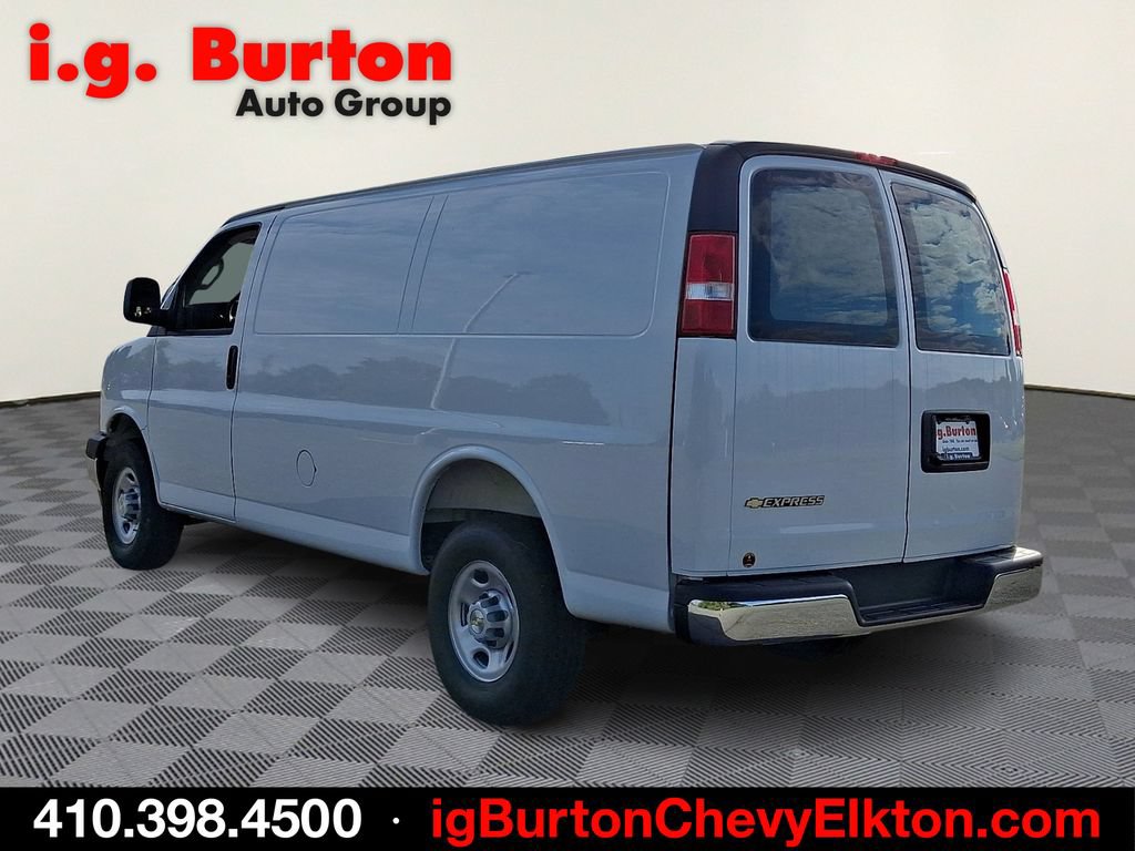 New 2026 Chevrolet Express 2500 w/ Driver Convenience Package RWD image 3