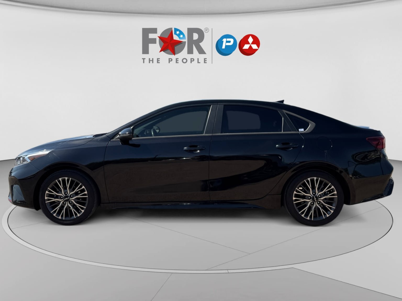 Used 2022 Kia Forte GT-Line w/ GT-Line Premium Package FWD image 2