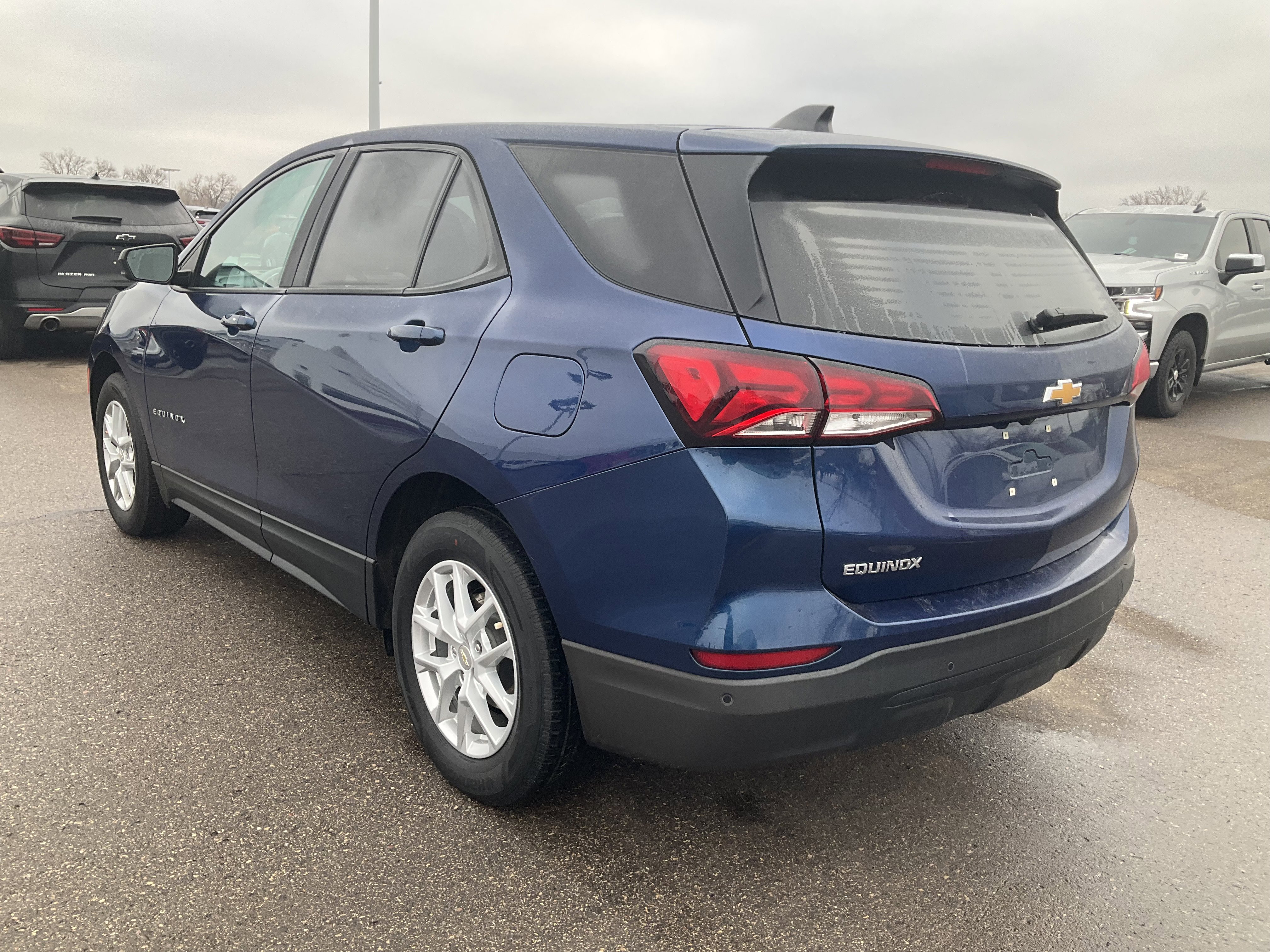 Certified 2022 Chevrolet Equinox LS w/ LS Convenience Package FWD image 4