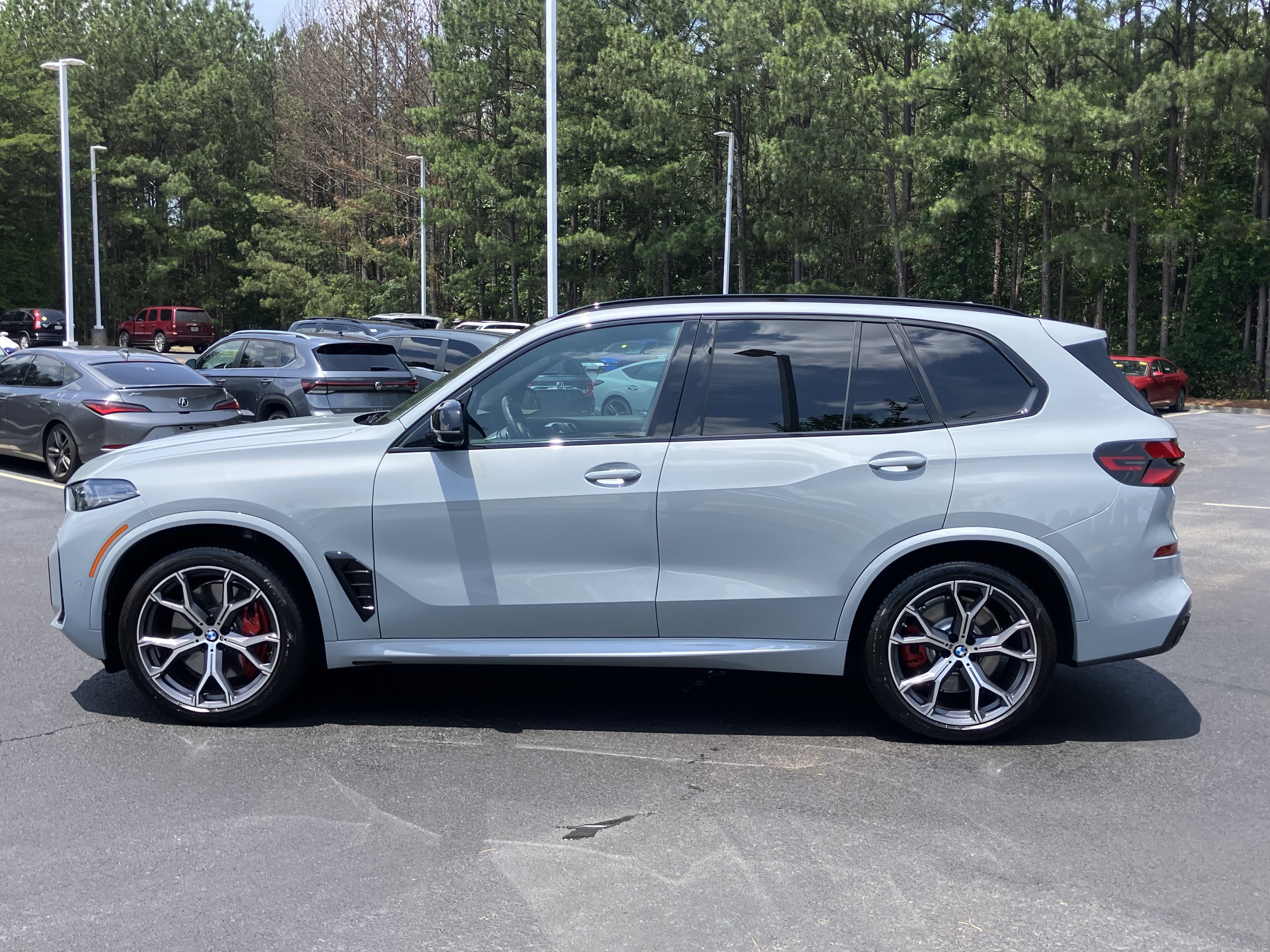 Used 2026 BMW X5 M60i AWD/4WD image 7