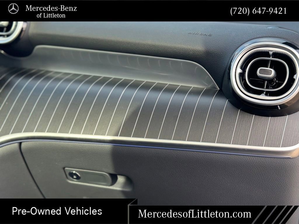 Certified 2025 Mercedes-Benz GLC 300 4MATIC image 32