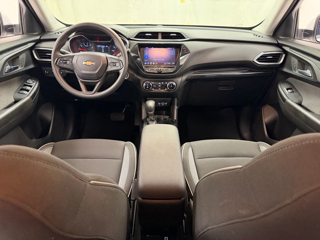 Used 2021 Chevrolet TrailBlazer LT w/ Convenience Package FWD image 28