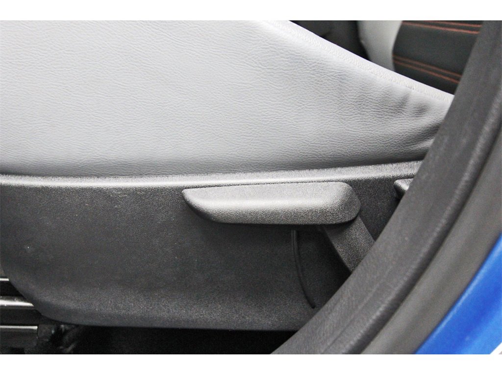 Used 2023 Nissan Kicks SR w/ SR Premium Package image 26