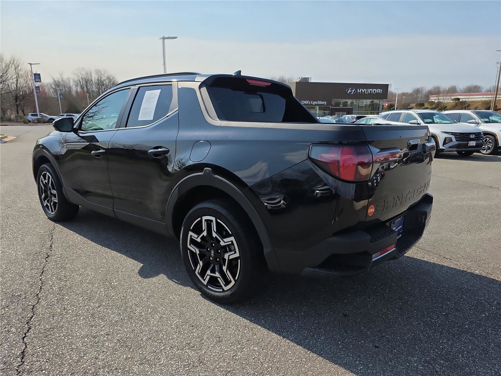 Certified 2025 Hyundai Santa Cruz Limited AWD/4WD image 7