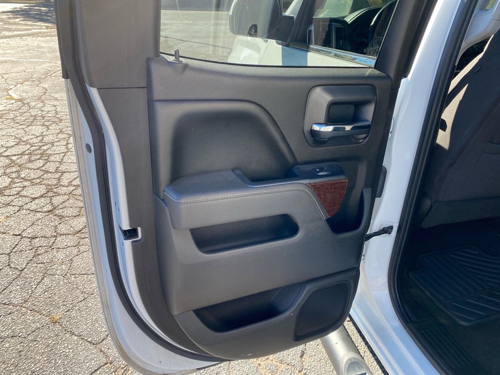 Used 2017 GMC Sierra 1500 SLE w/ SLE Value Package image 21
