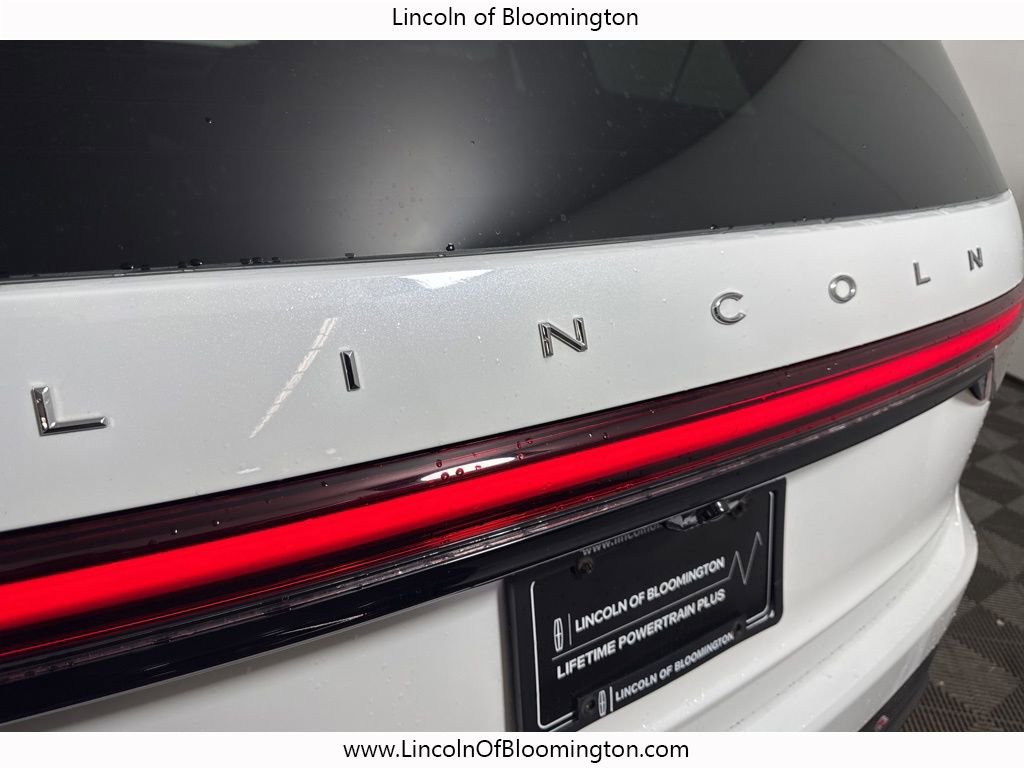 Certified 2025 Lincoln Aviator Reserve w/ Illumination Package image 24