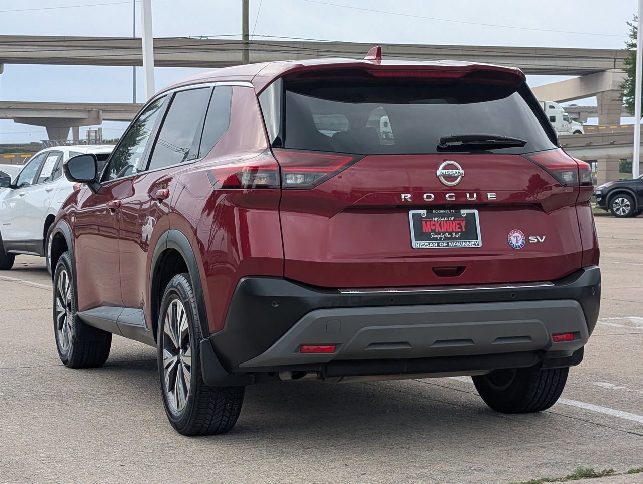 Certified 2021 Nissan Rogue SV FWD image 3
