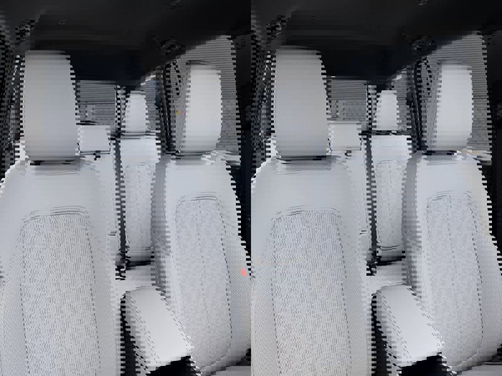 New 2026 Jeep Cherokee Overland image 26