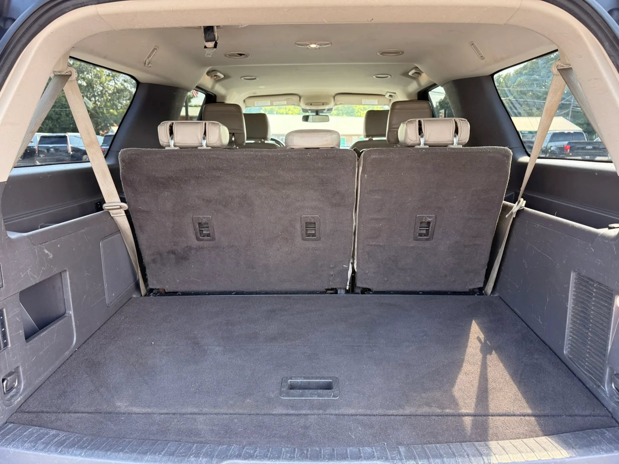 Used 2020 Ford Expedition Max Limited RWD image 15