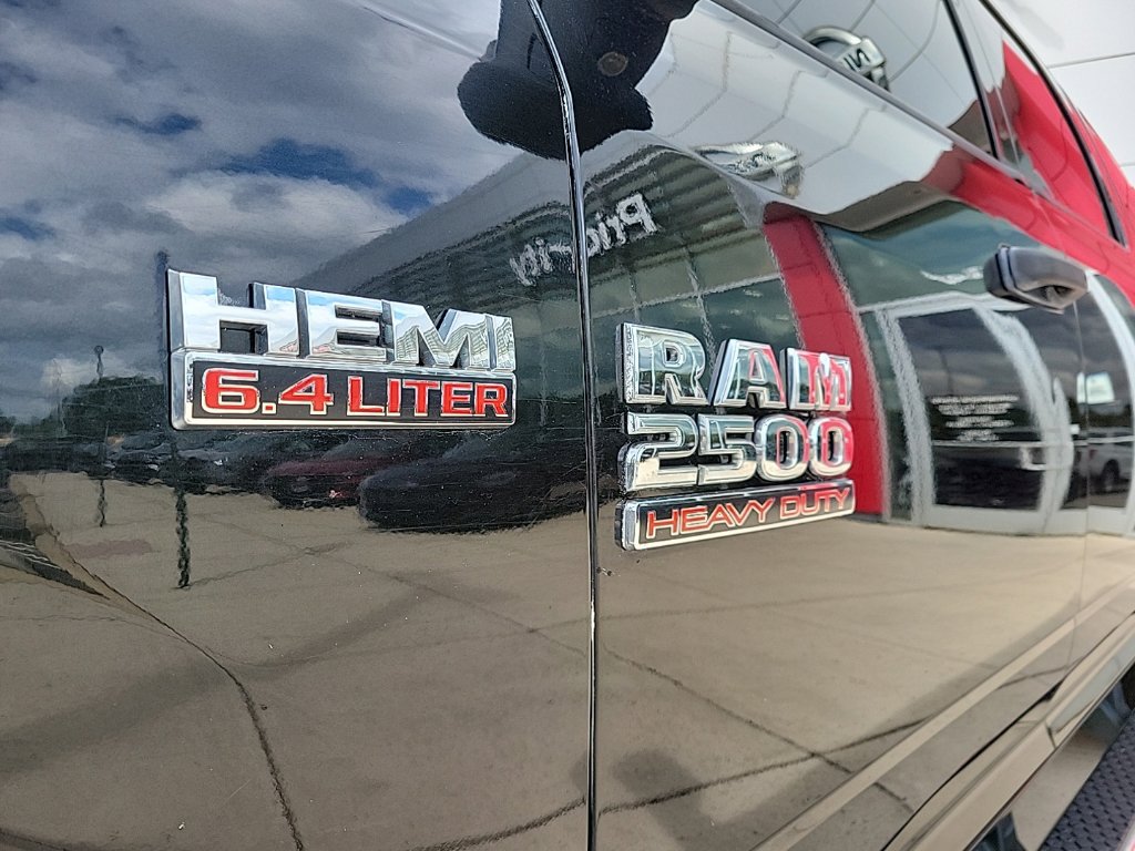 Used 2017 RAM 2500 Tradesman w/ Chrome Appearance Group AWD/4WD image 11