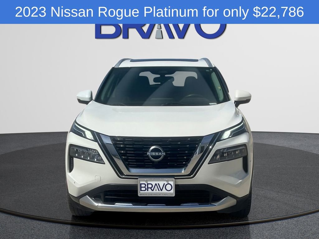 Used 2023 Nissan Rogue Platinum image 2