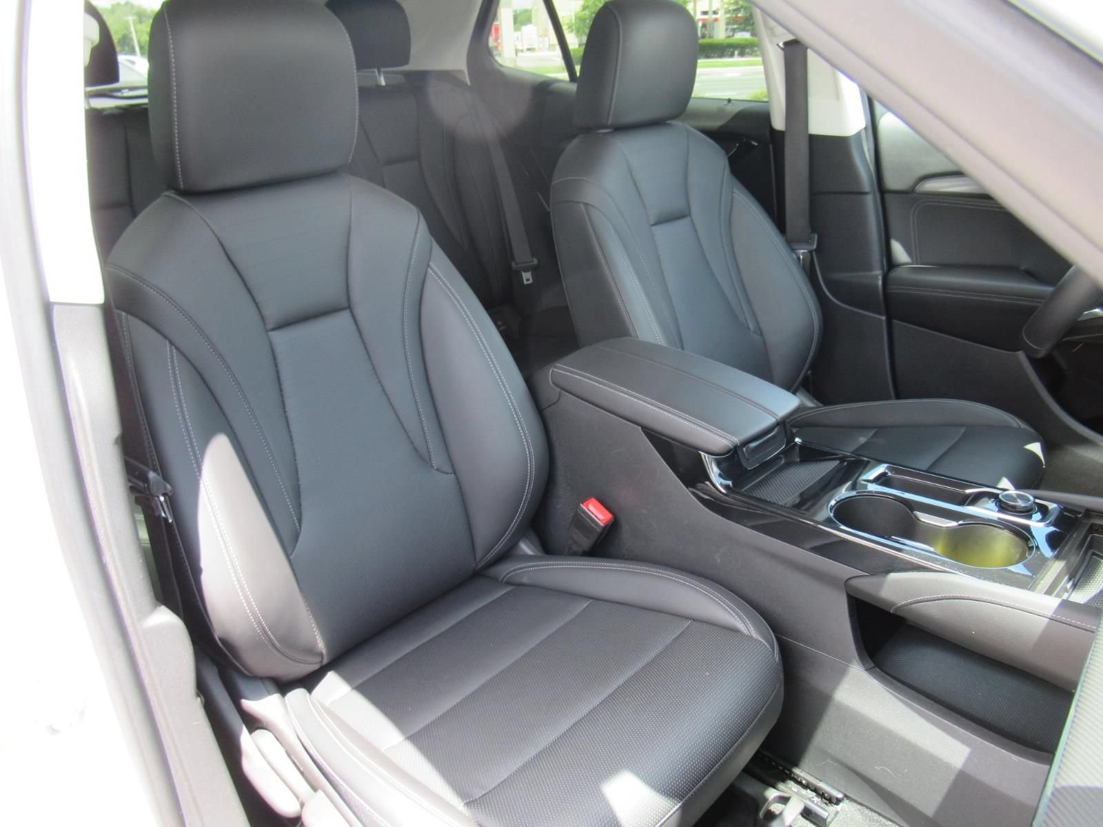 Used 2024 Buick Envision Preferred AWD/4WD image 9