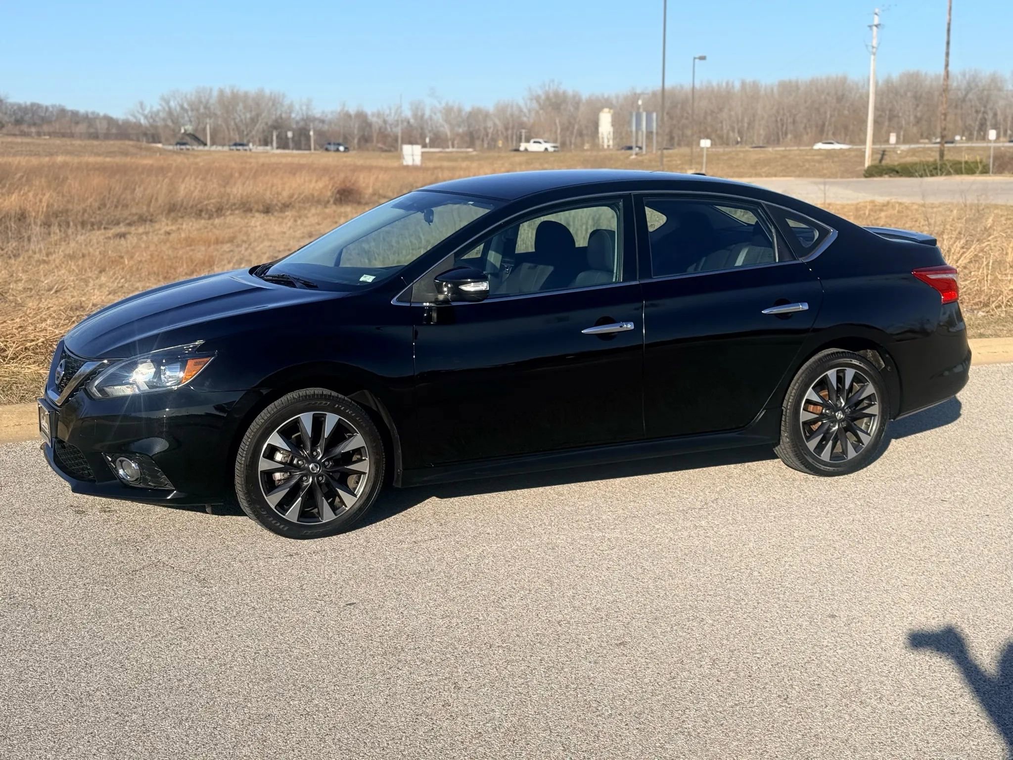 Used 2017 Nissan Sentra SR image 12
