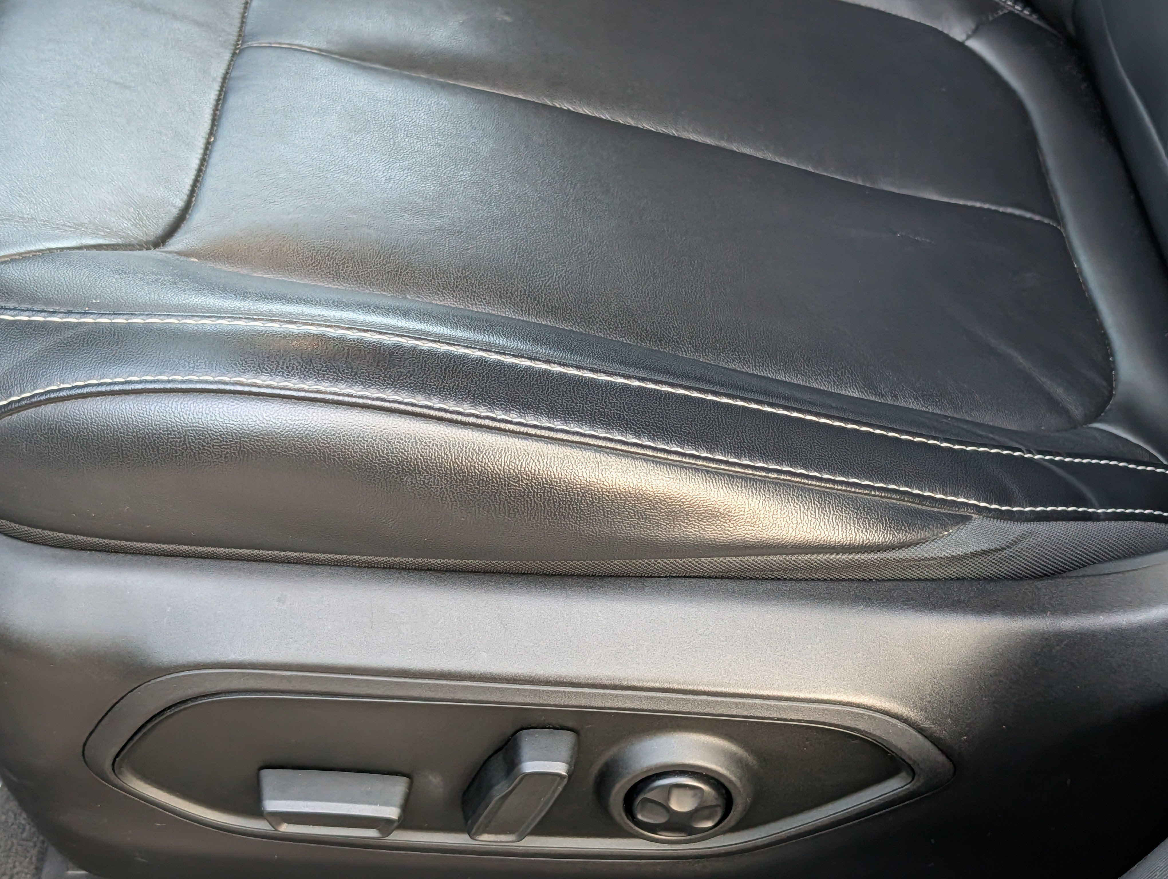 Used 2021 Jeep Grand Cherokee L Limited image 8