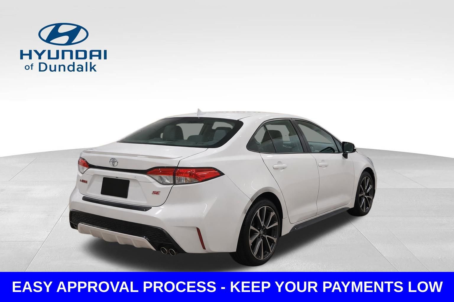 Used 2021 Toyota Corolla SE w/ Carpet Mat Package (TMS) image 2