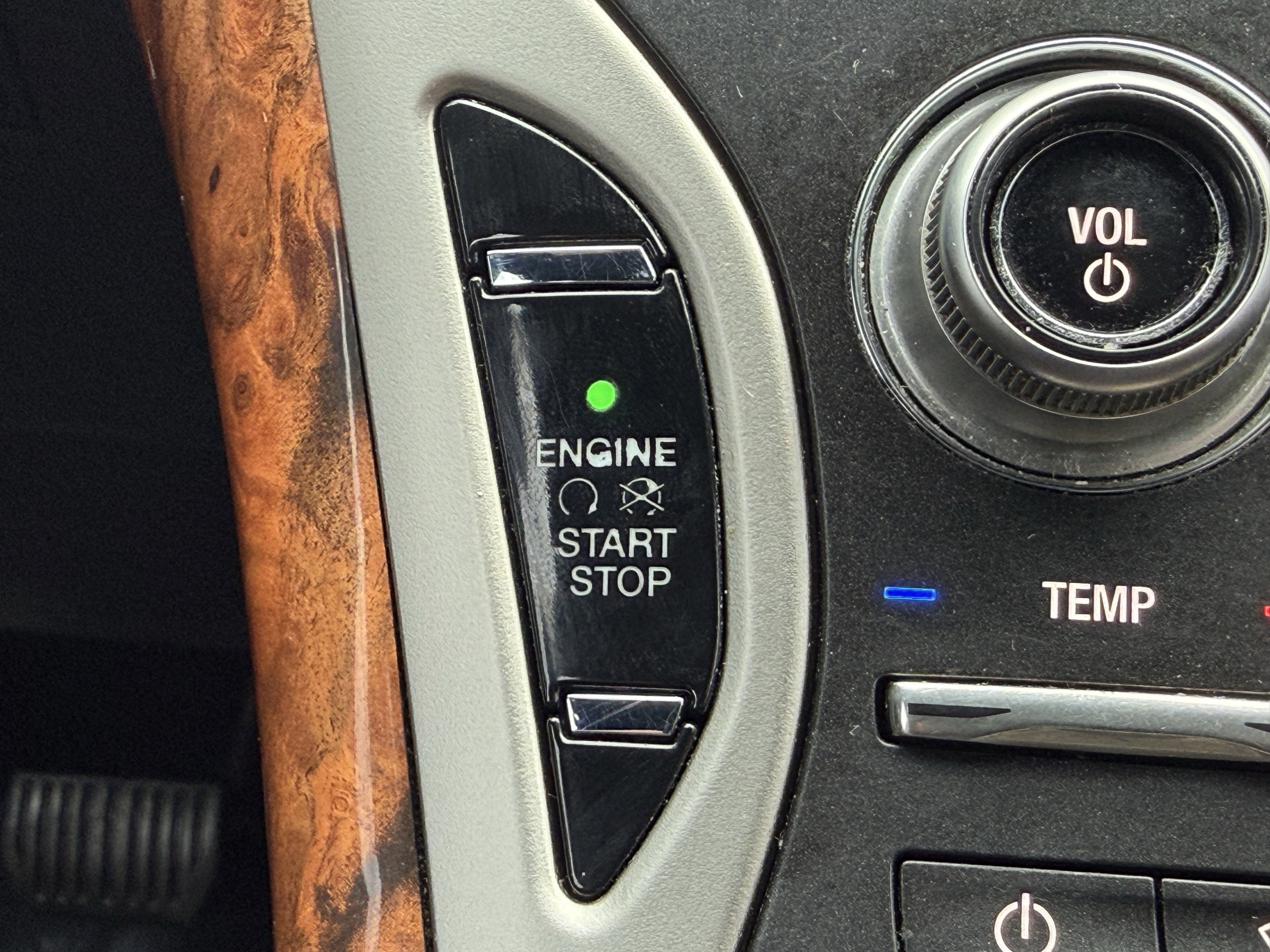 Used 2019 Lincoln Nautilus Reserve w/ Cargo Utility Package image 32