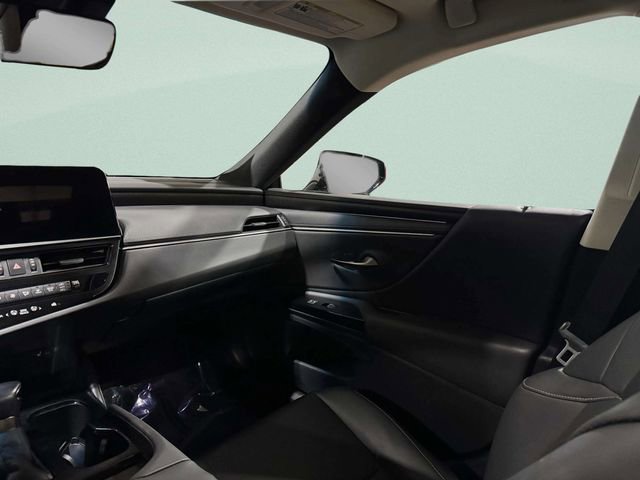 Certified 2024 Lexus ES 300h w/ Premium Package FWD image 13
