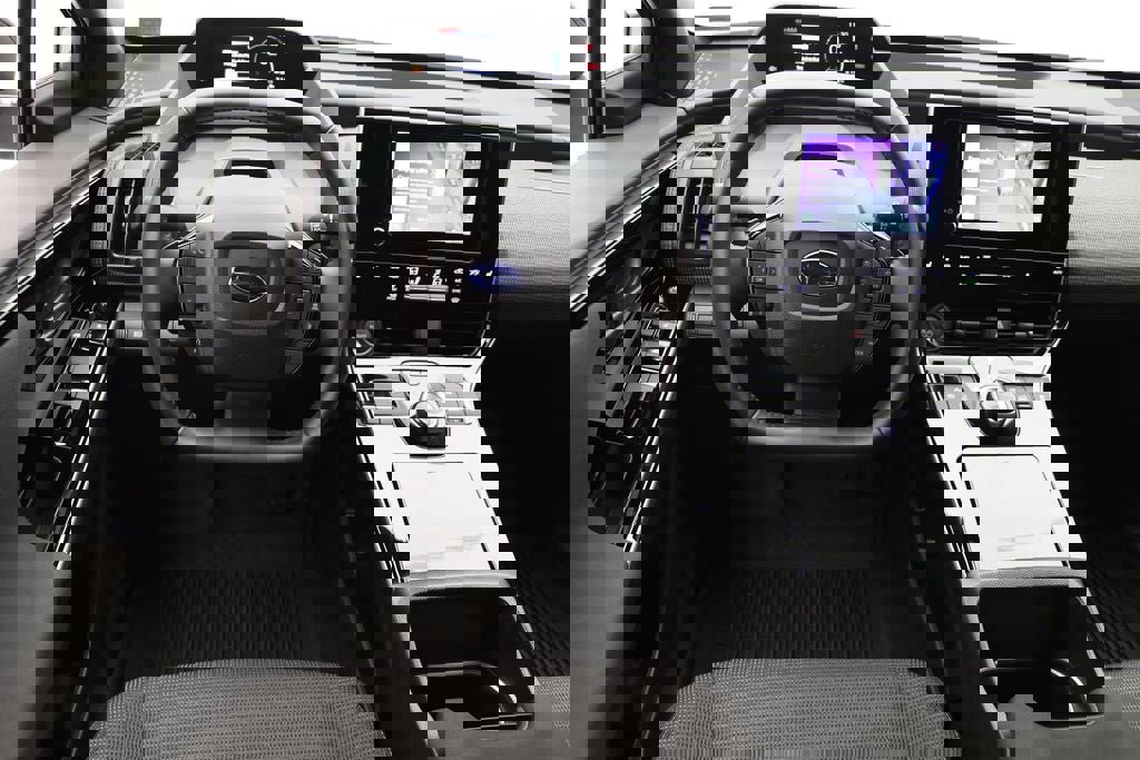 Used 2024 Subaru Solterra Premium image 12