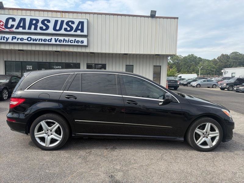 Used 2011 Mercedes-Benz R 350 4MATIC image 7