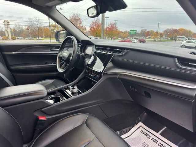 Used 2022 Jeep Grand Cherokee L Limited image 13