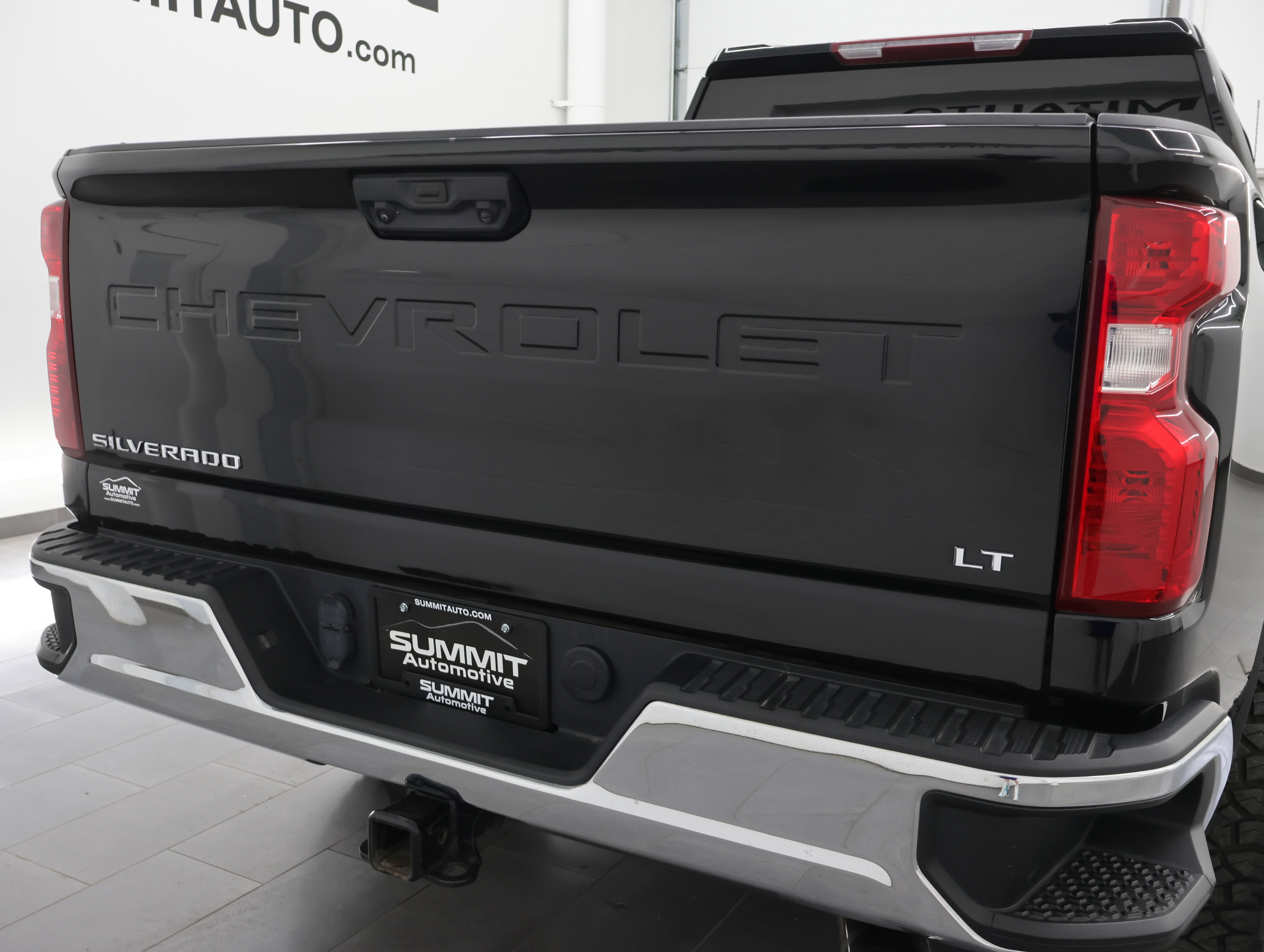 Used 2024 Chevrolet Silverado 2500 LT AWD/4WD image 26
