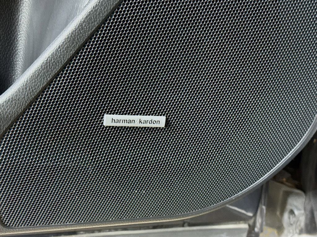 Used 2016 Subaru Forester 2.5i Touring w/ Eyesight & Navigation System image 22