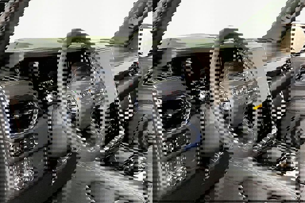 New 2026 GMC Yukon XL Elevation image 8