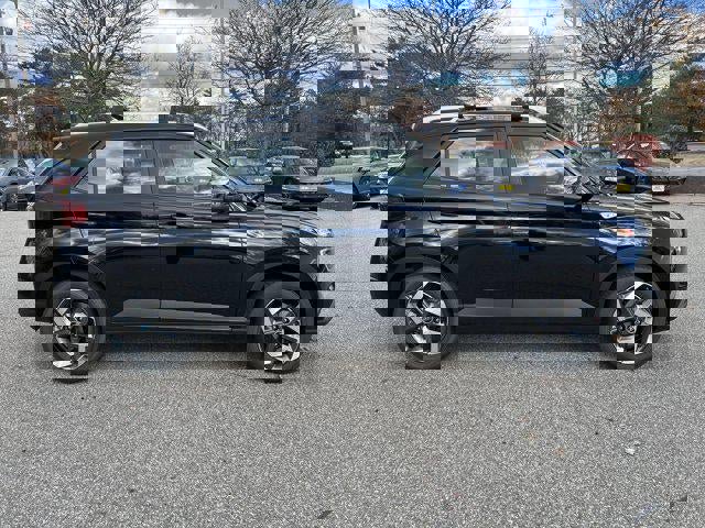 New 2026 Hyundai Venue SEL image 31