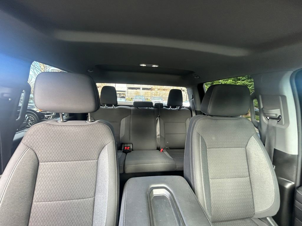 Used 2024 Chevrolet Silverado 2500 LT w/ Convenience Package image 27