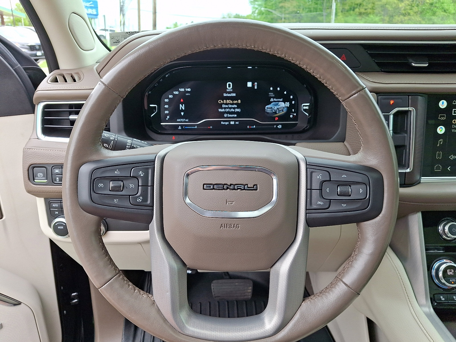 Used 2022 GMC Yukon Denali AWD/4WD image 25