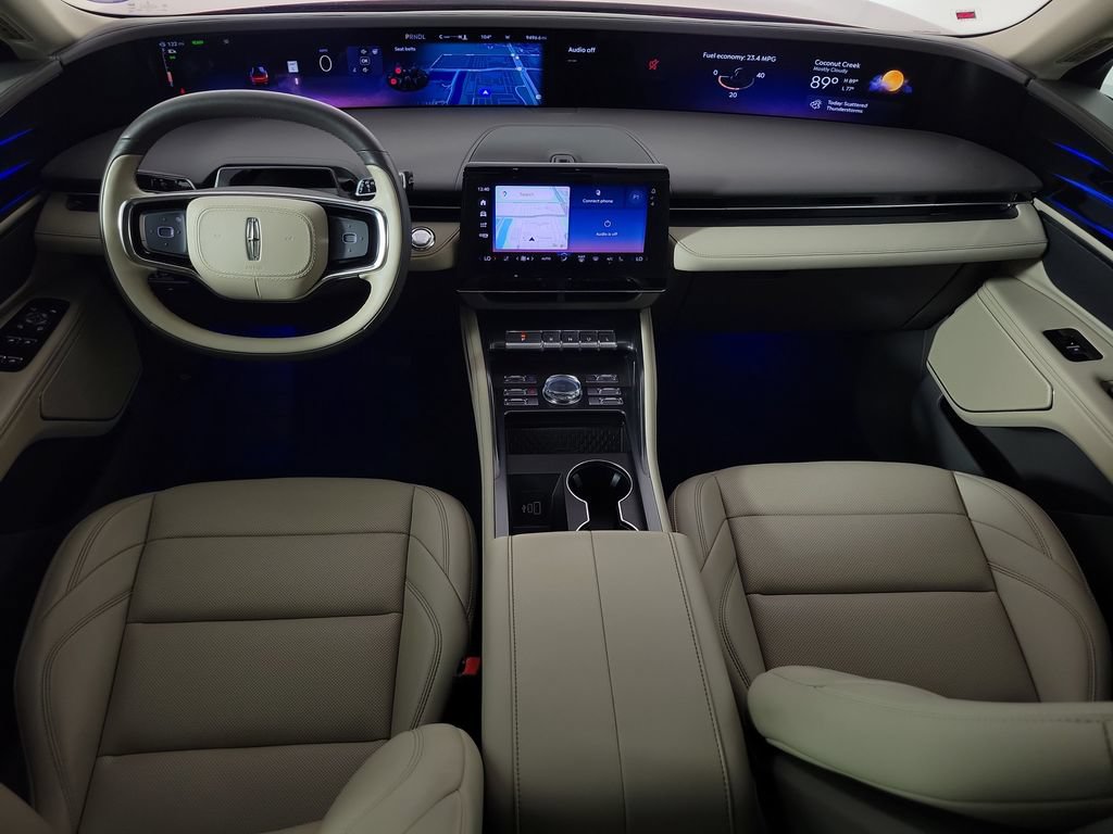 Certified 2025 Lincoln Nautilus Premier AWD/4WD image 8