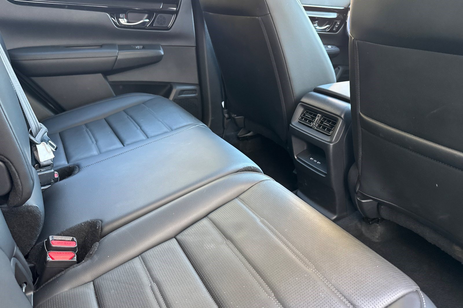 Used 2025 Honda CR-V EX-L image 32