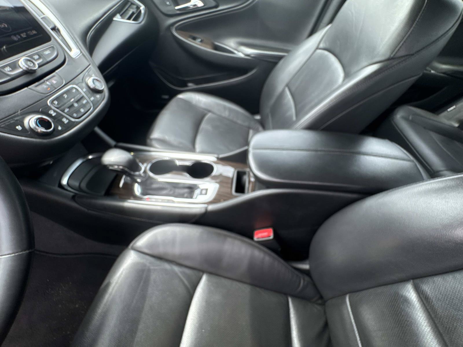 Used 2024 Chevrolet Malibu LT FWD image 24