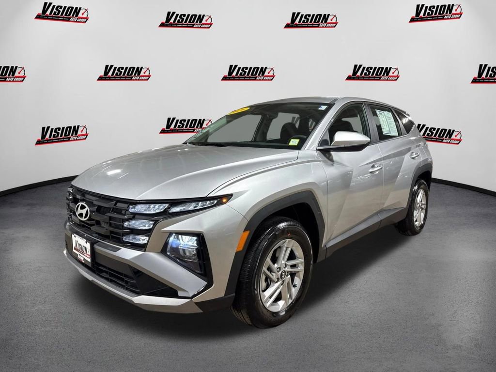 Used 2026 Hyundai Tucson SE image 1
