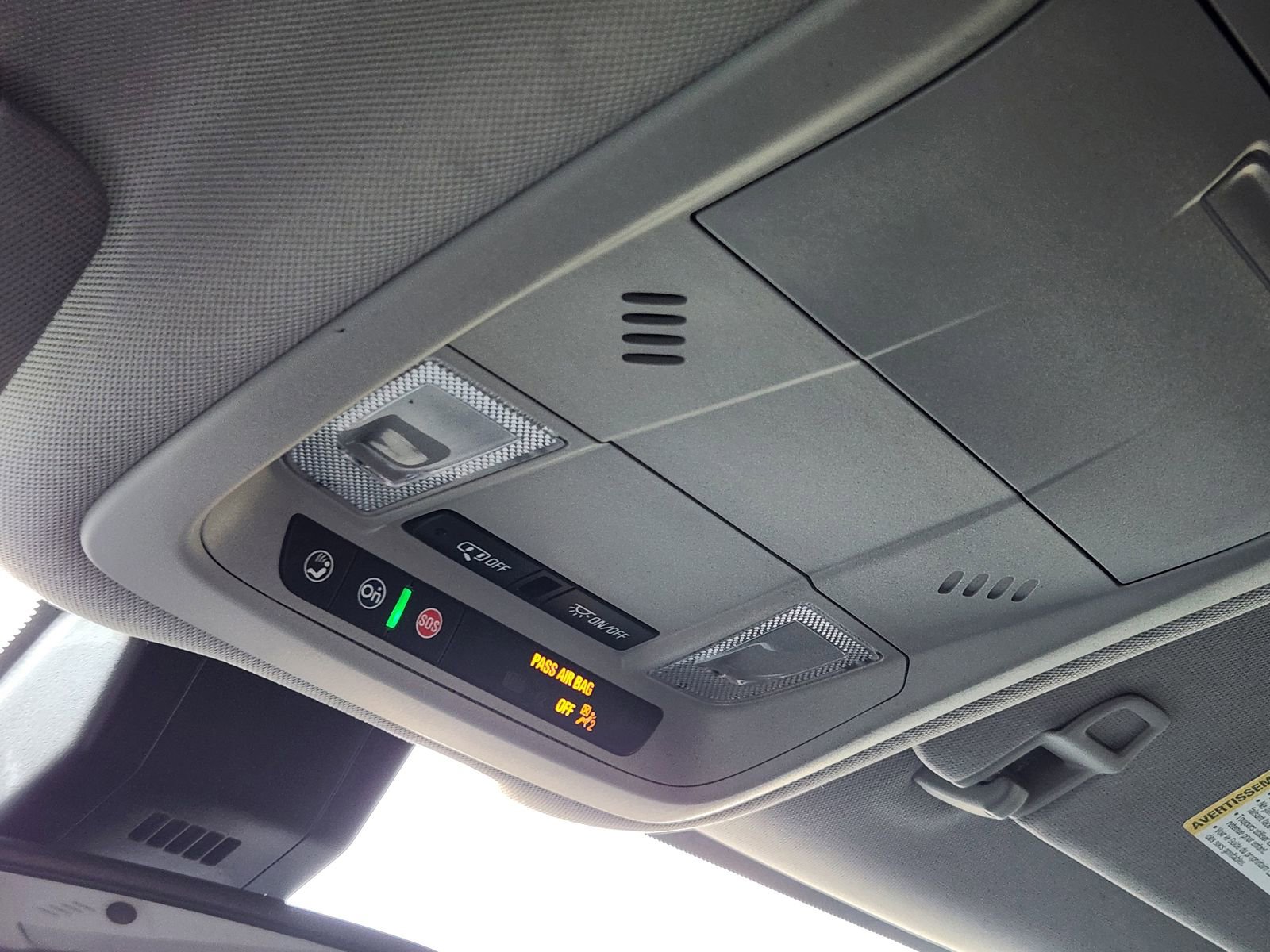 Used 2022 GMC Terrain SLE w/ Driver Convenience Package image 28