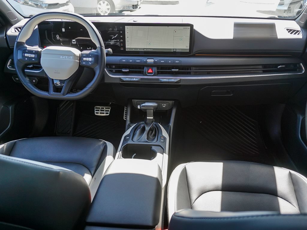 Certified 2025 Kia K4 GT-Line Turbo FWD image 15