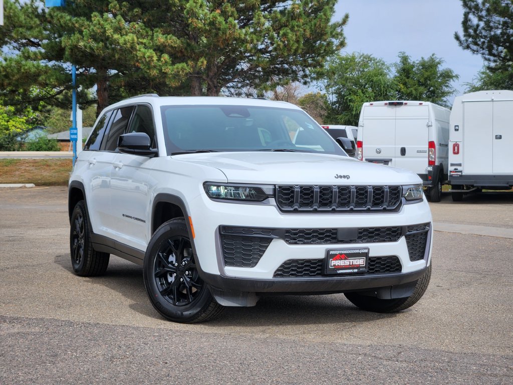 New 2026 Jeep Grand Cherokee Altitude