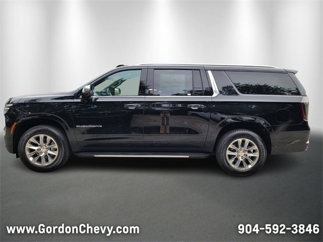 New 2025 Chevrolet Suburban Premier image 2