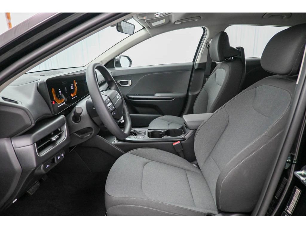 New 2025 Kia K4 image 17