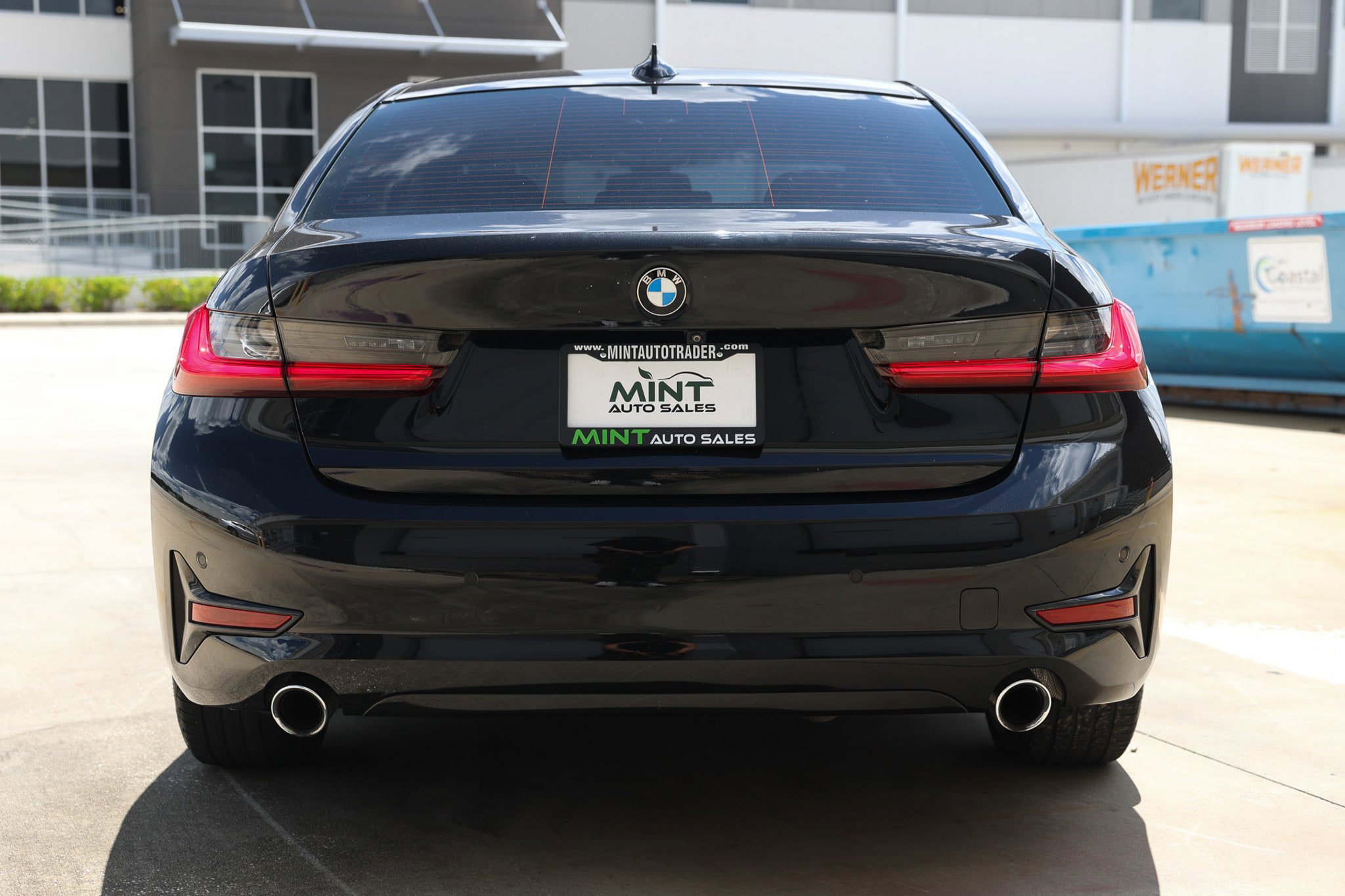 Used 2021 BMW 330i Sedan w/ Convenience Package RWD image 11
