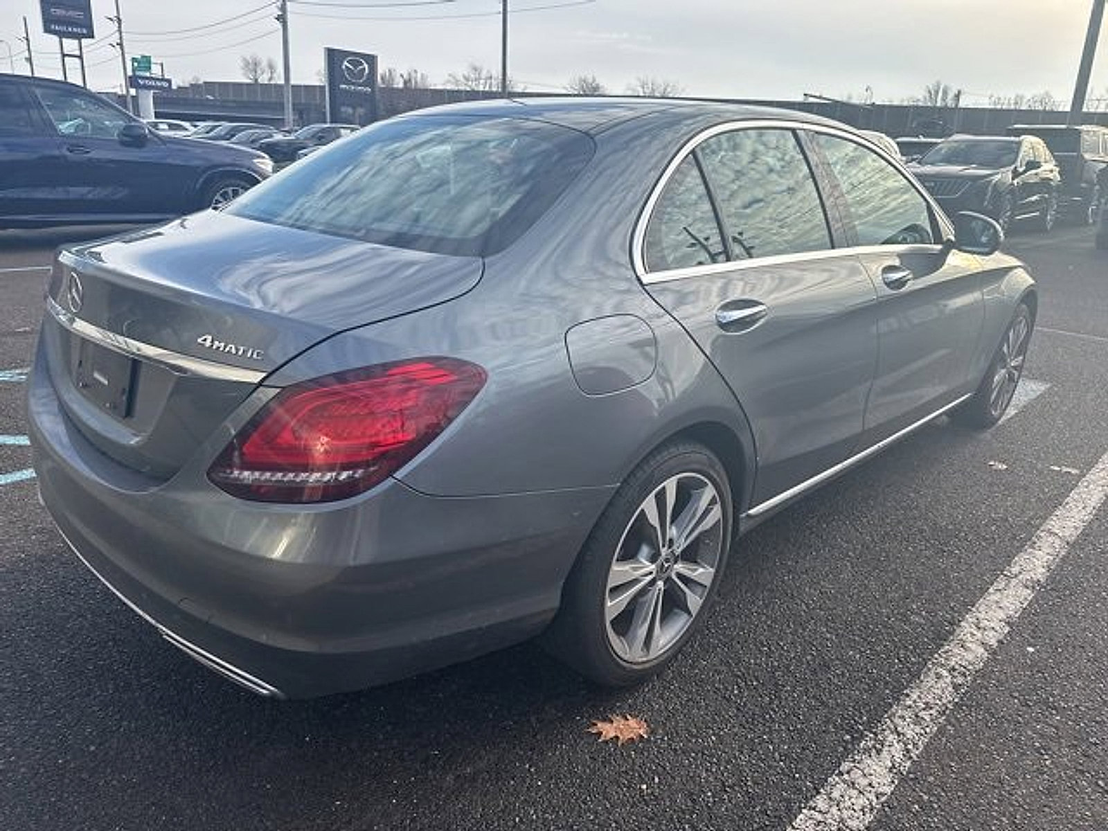 Used 2019 Mercedes-Benz C 300 4MATIC Sedan image 3