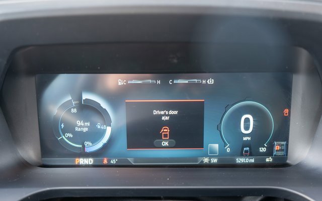 Used 2024 Ford F150 Lightning Platinum image 28