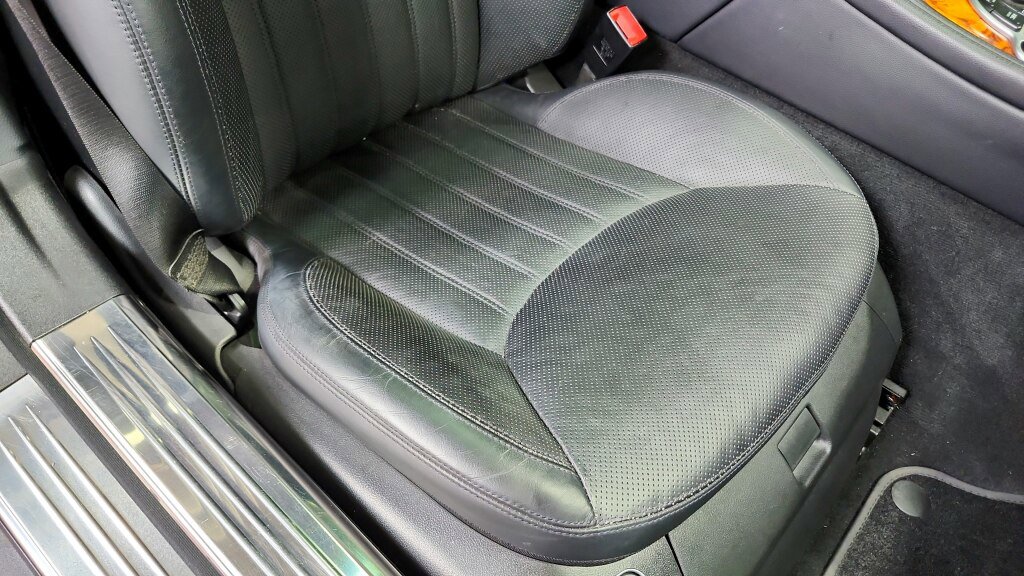 Used 2012 Mercedes-Benz SL 550 image 27