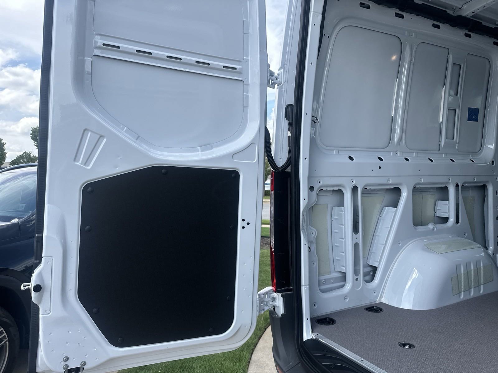 New 2025 Mercedes-Benz Sprinter 2500 image 8