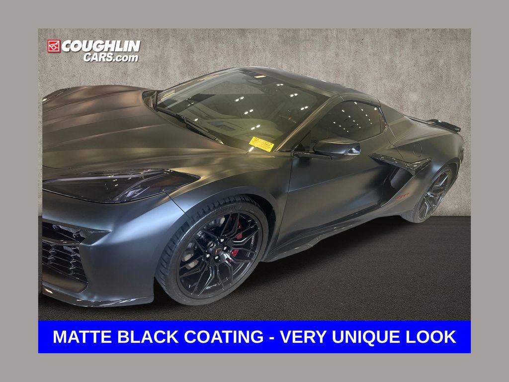 Used 2025 Chevrolet Corvette Z06 w/ Stealth Interior Trim Package RWD image 1
