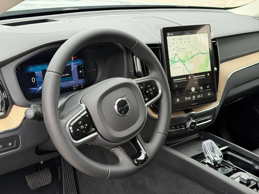 New 2026 Volvo XC60 T8 Ultra w/ Climate Package AWD/4WD image 15